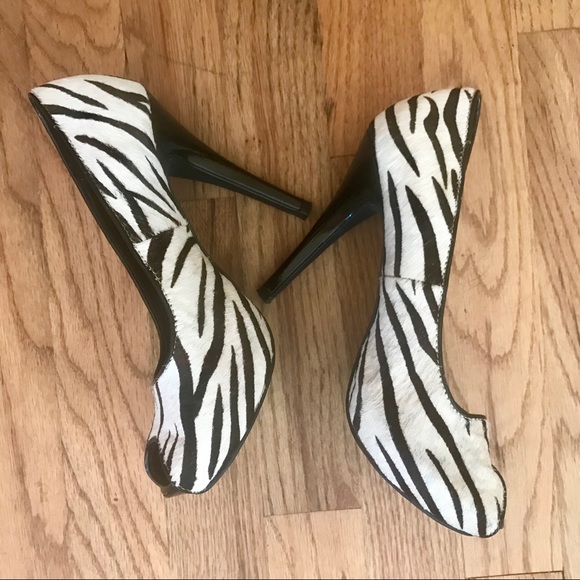 Alisha Hill Zebra Print Pumps - Picture 4 of 8